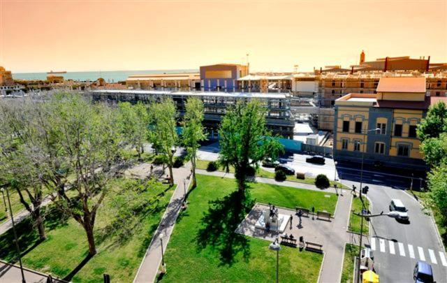 Hotel Boston Livorno Exterior foto