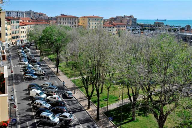 Hotel Boston Livorno Exterior foto