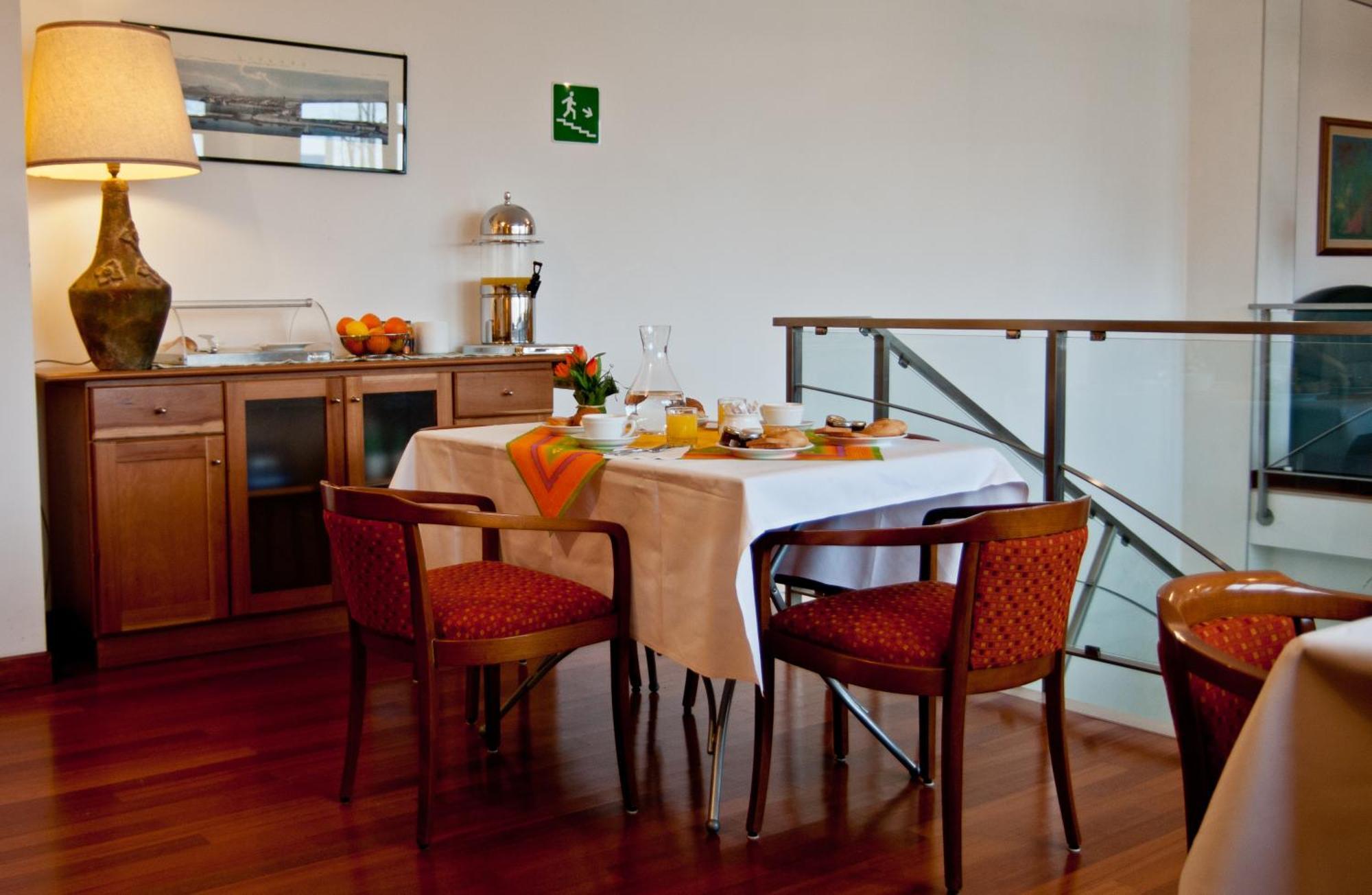 Hotel Boston Livorno Exterior foto